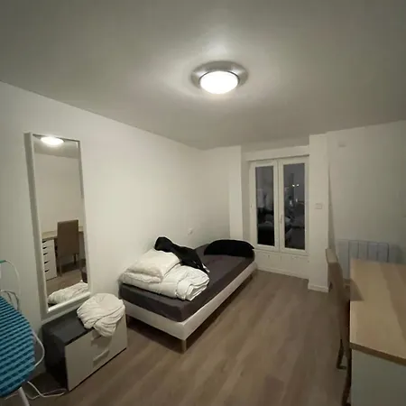 Guest house Grande Maison Equipee Villejuif