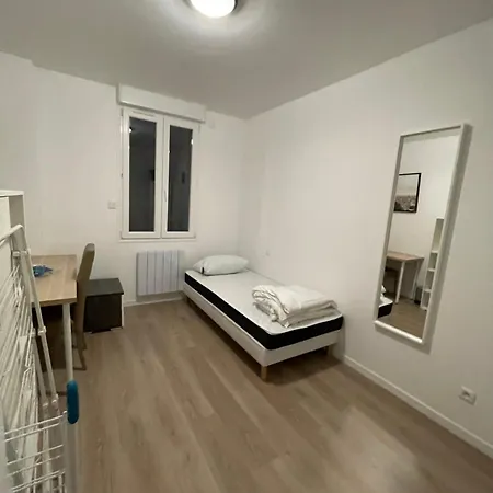 Guest house Grande Maison Equipee Villejuif